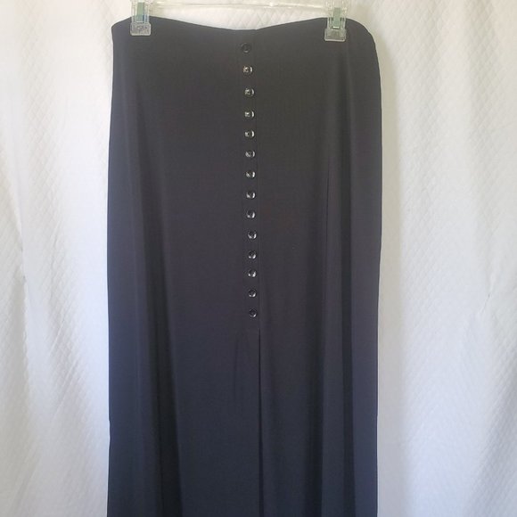 Briggs Petite - Long Black Skirt 16-Button - Sz PL - Picture 3 of 4